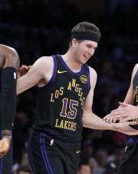 狗子28 app-A·史密斯：没有东契奇&amp;里夫斯湖人4月就得回家 他们没可能过首轮