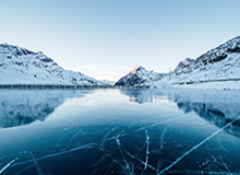 柬媒：柬埔寨国王西哈莫尼和太后莫尼列将访华